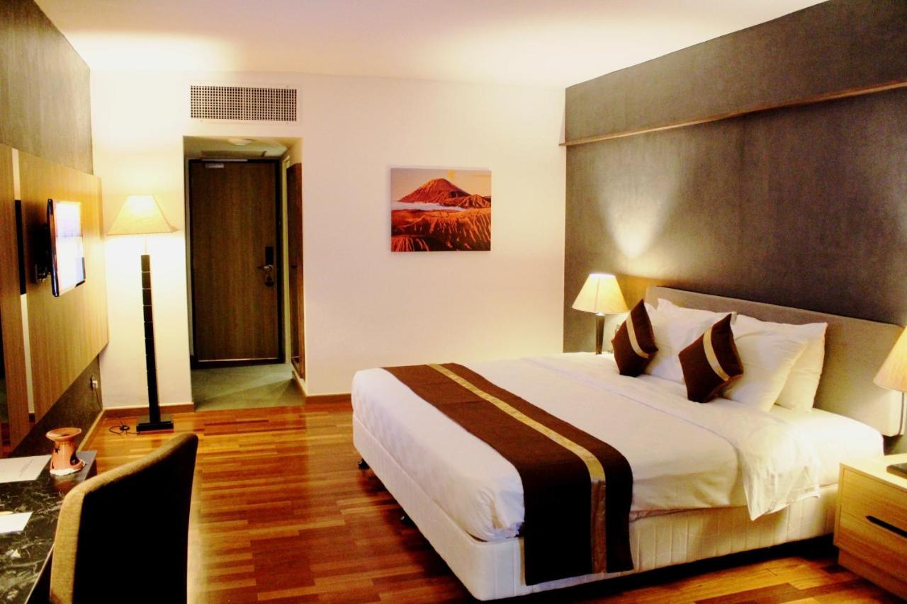 Batam View Beach Resort Nongsa Dış mekan fotoğraf
