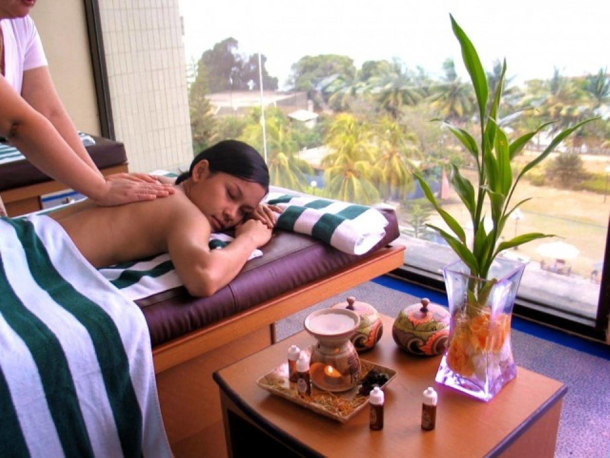 Batam View Beach Resort Nongsa Dış mekan fotoğraf