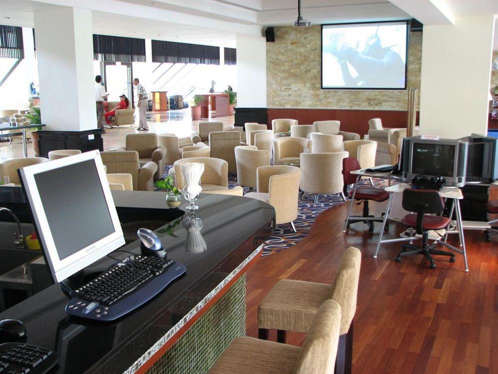 Batam View Beach Resort Nongsa Dış mekan fotoğraf